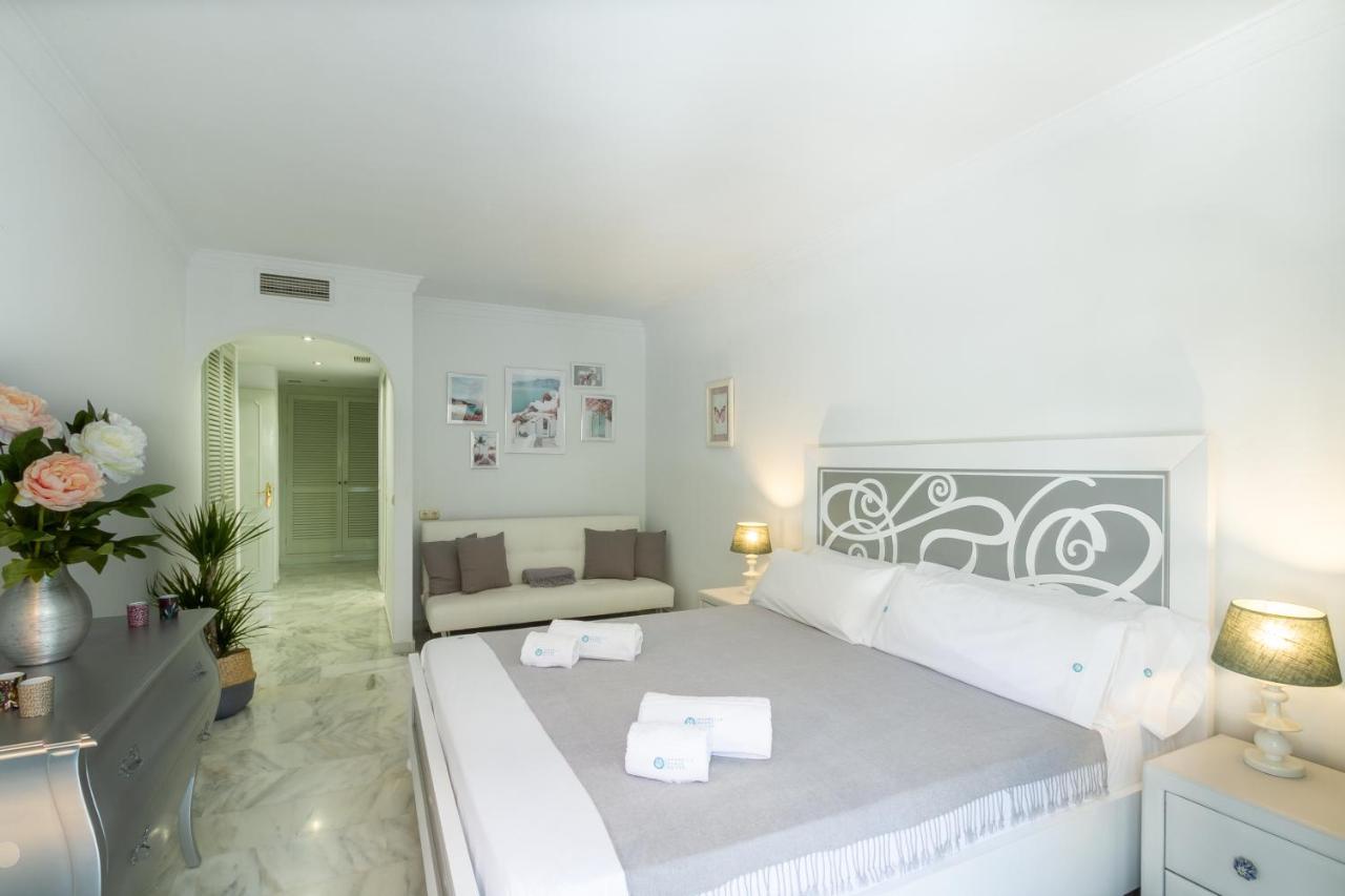 Marbella Banus Suites - Golden Beach Marbella Suite Eksteriør billede