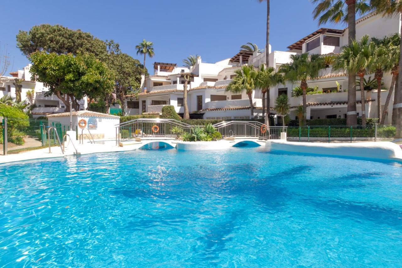 Marbella Banus Suites - Golden Beach Marbella Suite Eksteriør billede